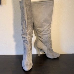 Jennifer Lopez Grey Faux Suede High Heel Boots 8.5M